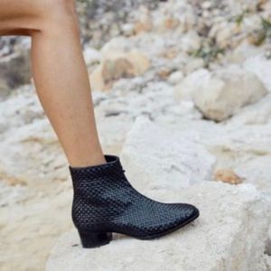 St. Agni Hamlet Black Leather Weave